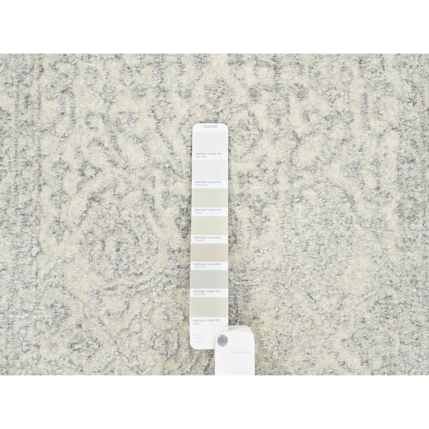 2'6"X10'1" Beige Hand Loomed Wool Silk Fine Jacquard Oriental Runner Rug