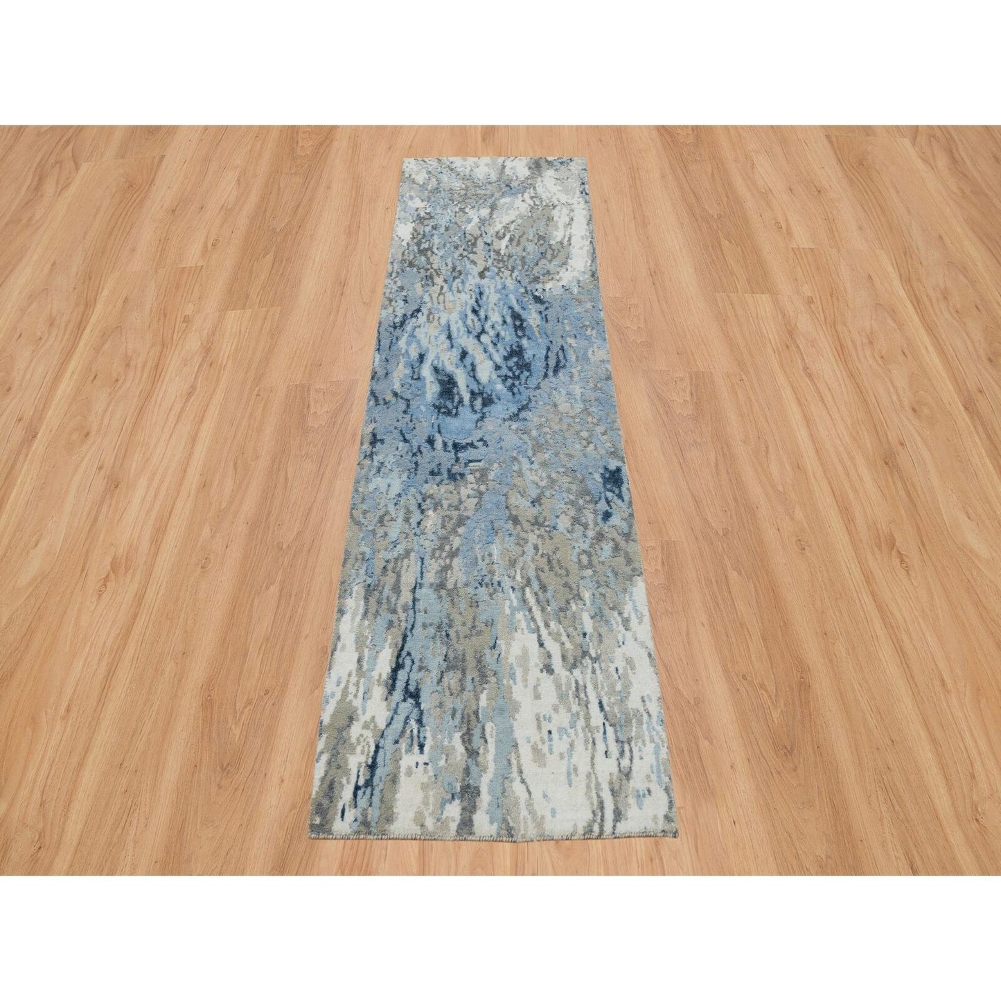 2'7"X8'1" Gray Abstract Design Wool And Silk Hand Knotted Runner Rug
