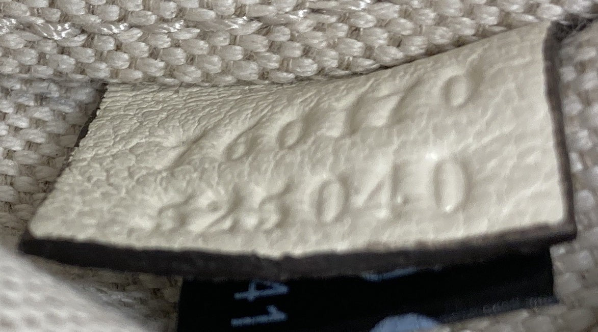 Gucci Blondie Shoulder Bag Diagonal Quilted Leather Mini