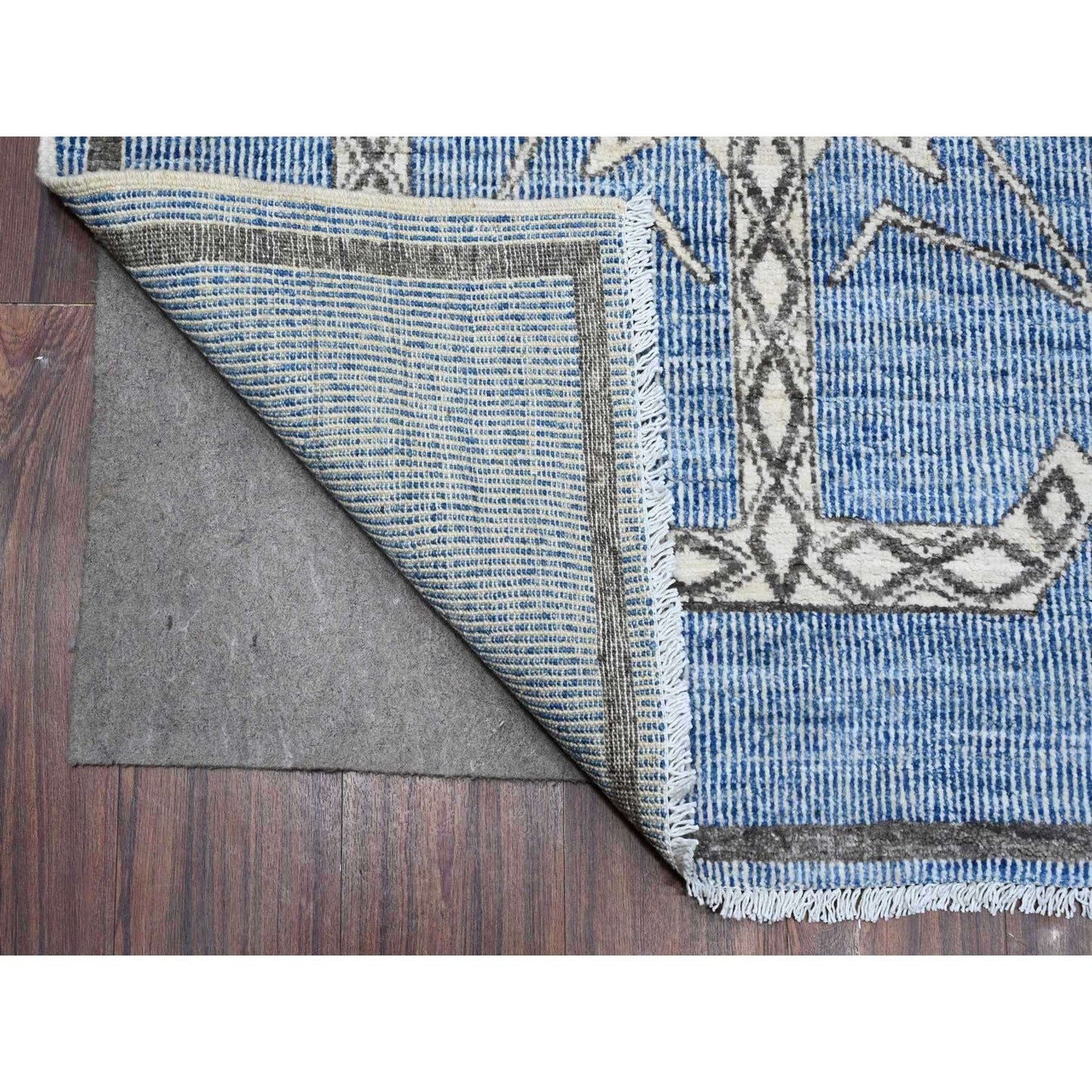 8'X9'8" Bdazzled Blue Snowflake Geometric Design Oriental Rug
