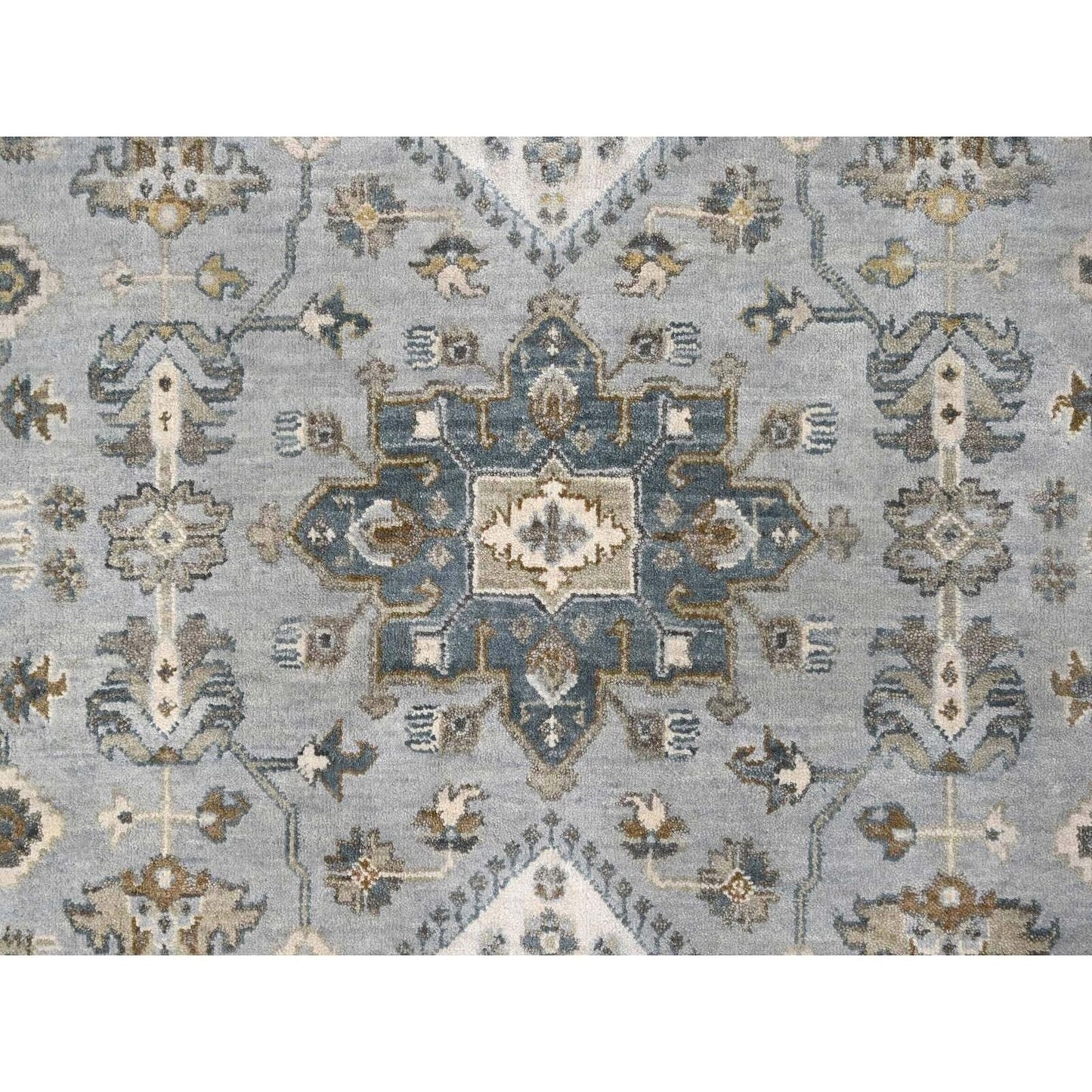 11'X11' Agreeable Gray Karjihooz 100% Wool Hand Knotted Squarish Rug