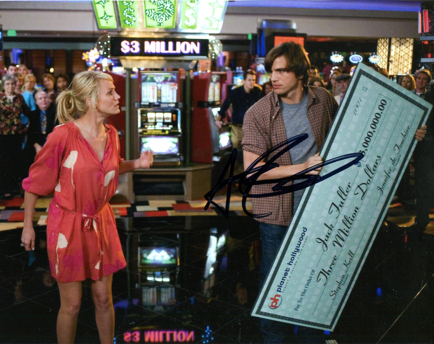 Ashton Kutcher Autographed 8X10 Photo