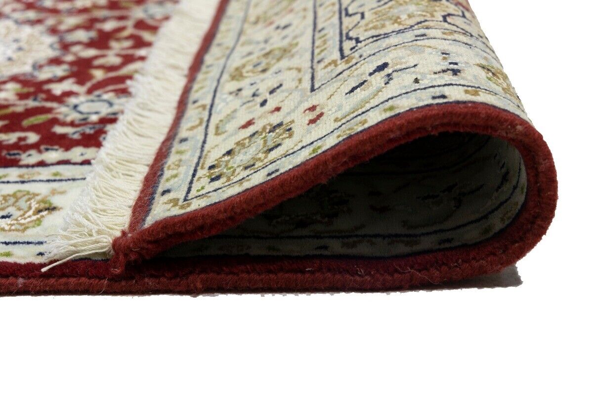 Handmade Indo-Nain Oriental Rug Classic Red
