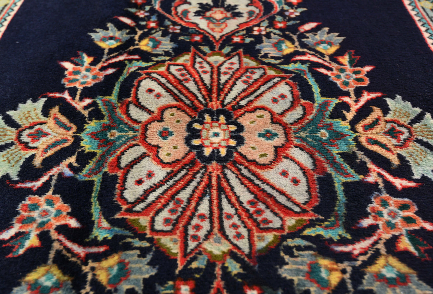 2X3 Ft Small Classic Floral Oriental Rug Entryway