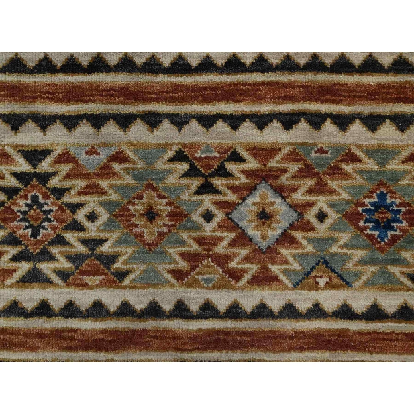 2'6"X9'10" Oyster Gray Southwest Design Hand Knotted Pure Wool Runner Rug