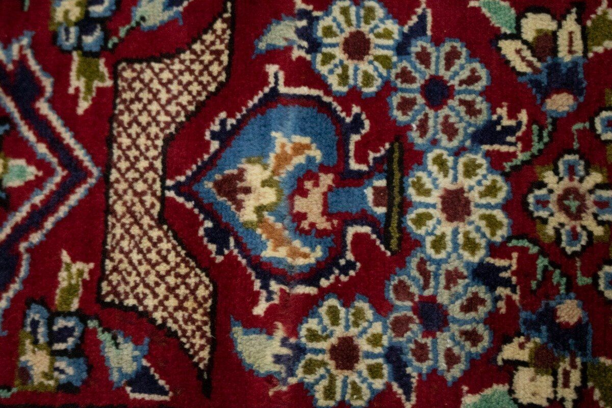 Vintage Oriental Rug Classic Floral Geometric