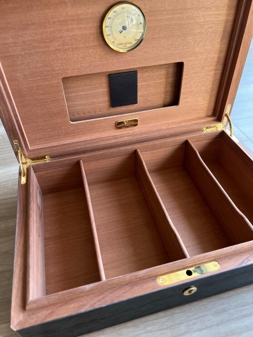 Louis Vuitton 75 Cigar Humidor Coffret Wooden Case Credo Mahogany Boxed M58562