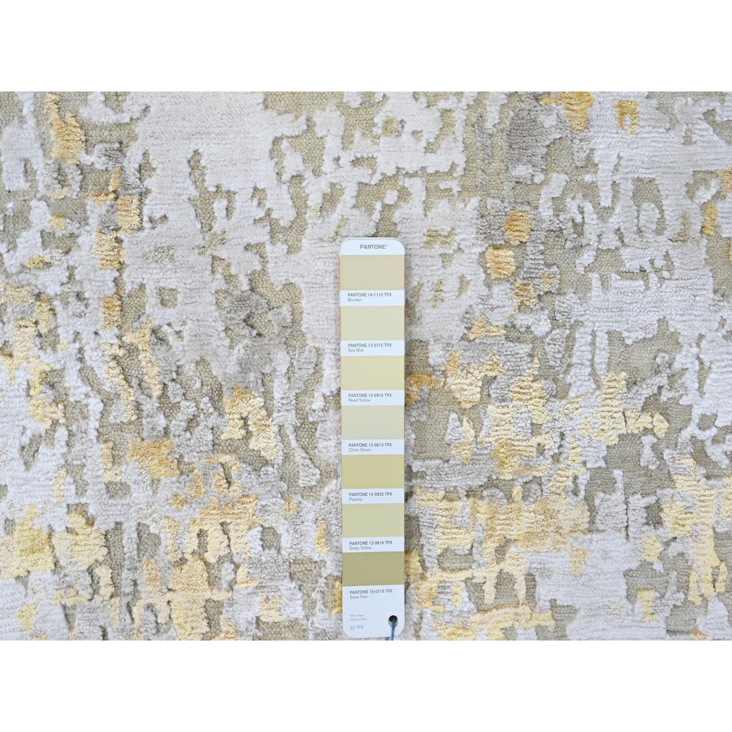 2'6"X6' Beige Abstract Design Wool-Silk Hand Knotted Runner Oriental Rug