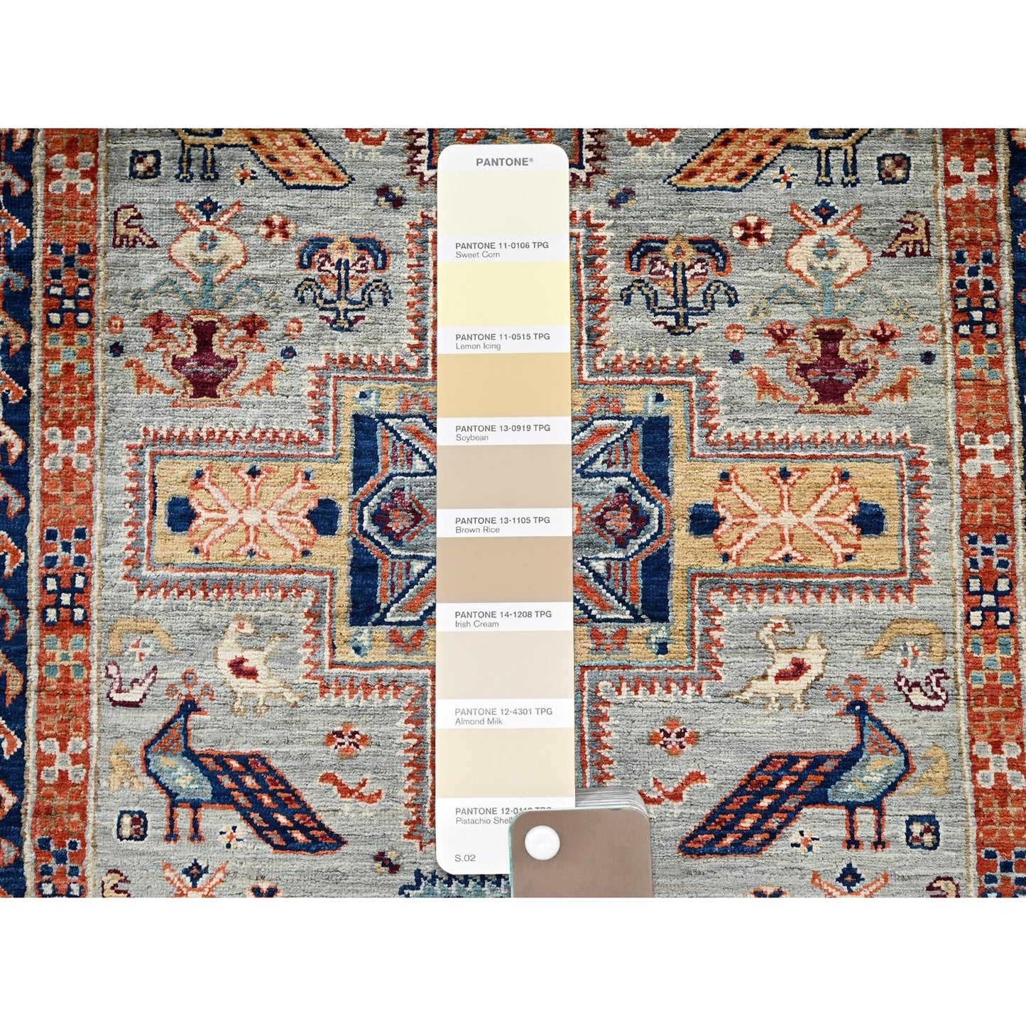 2'9"X7'6" Pastel Gray Caucasian Design Soft Wool Hand Knotted Runner Rug