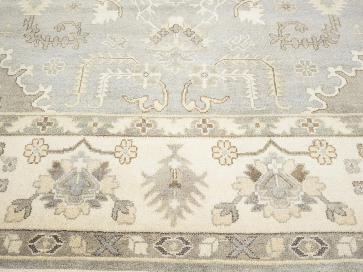 Handmade Floral Muted Colors Oushak Chobi