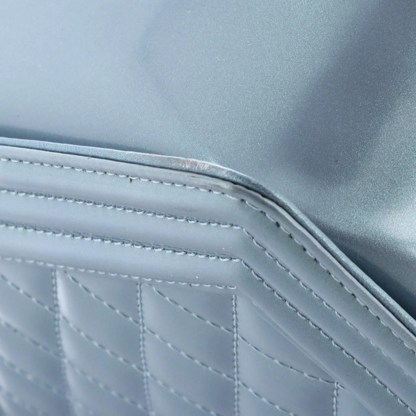 Chanel Boy Flap Bag Quilted Iridescent Patent New Medium
