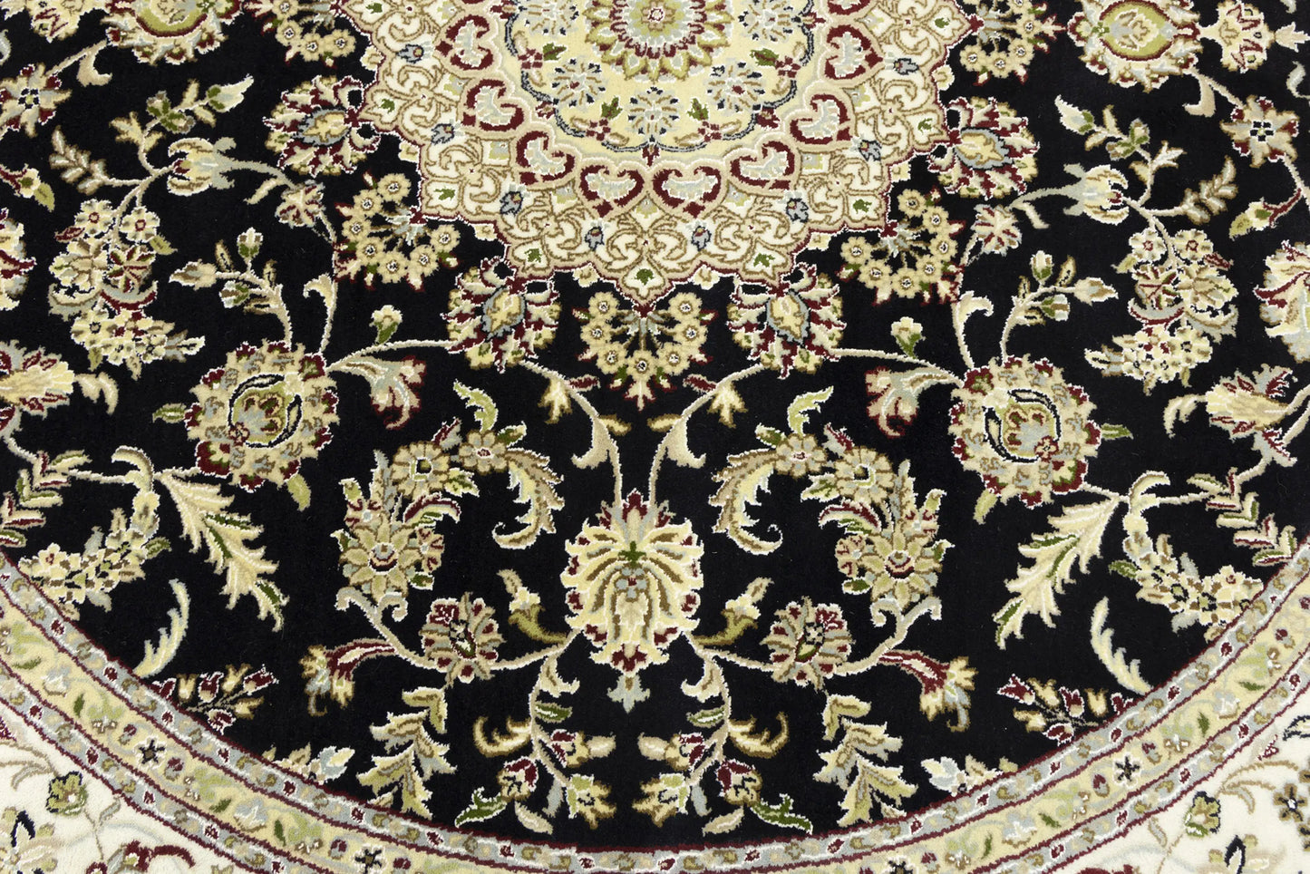 Black Floral Classic Handmade 6X6 Indo-Nain
