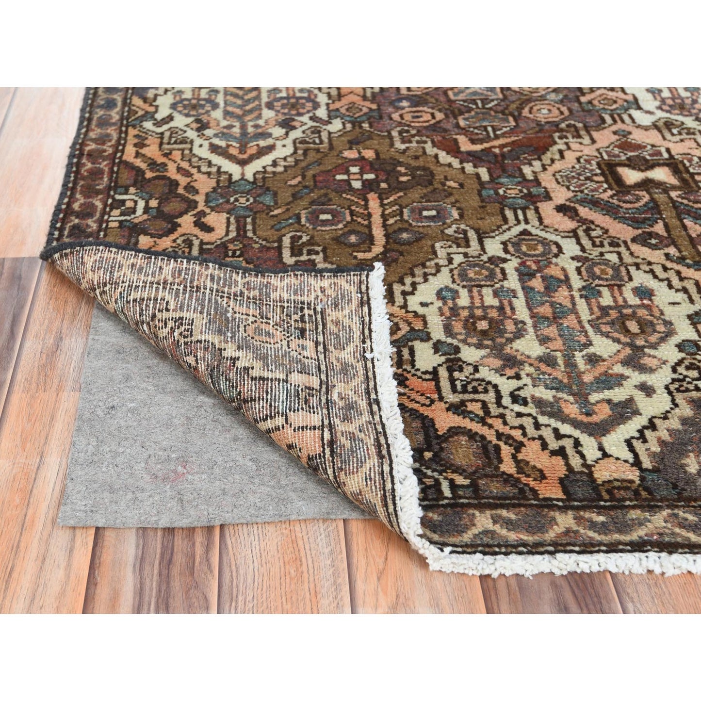 5'7"X8'5" Brown Worn Wool Hand Knotted Vintage Farsian Baktiarjoon Rug