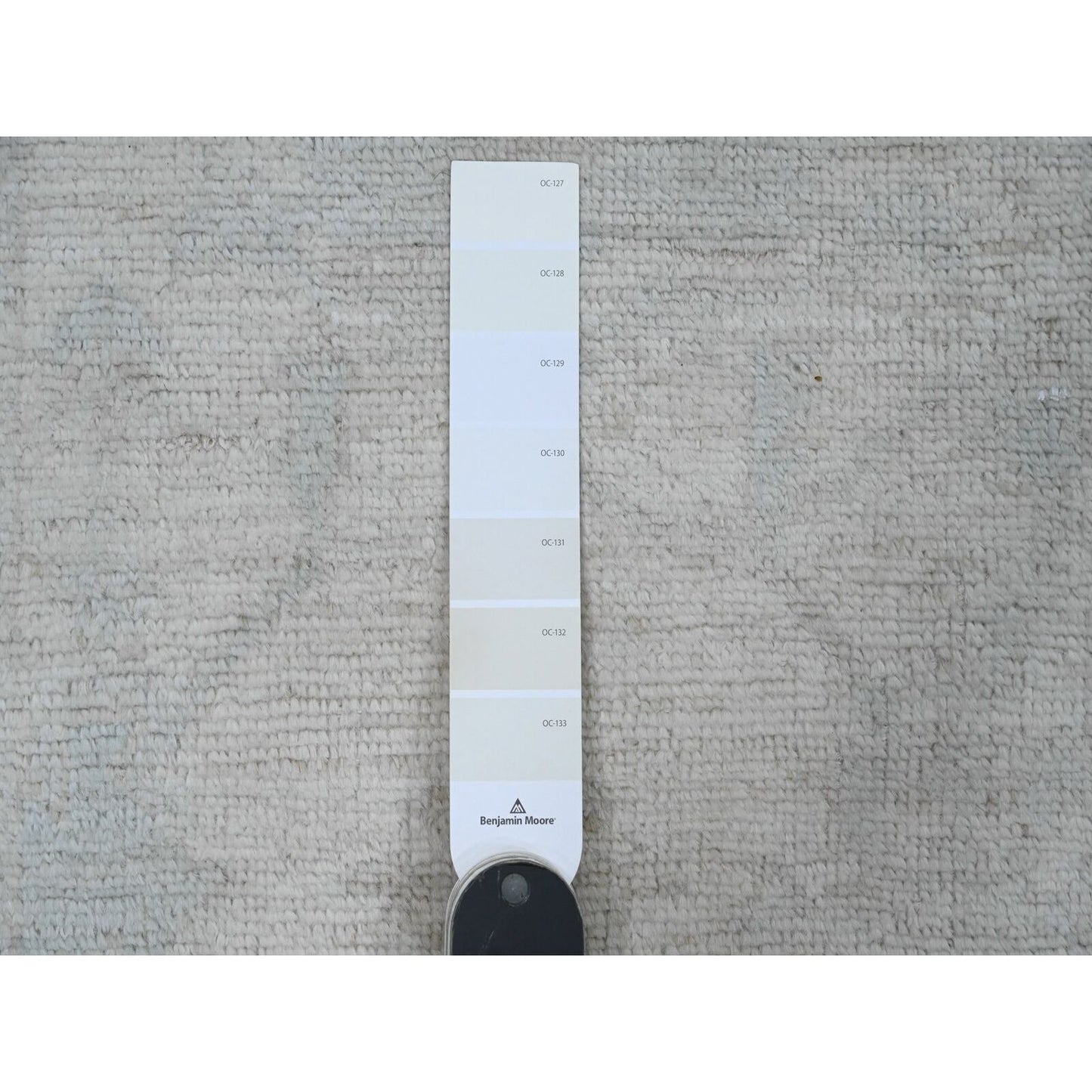 2'7"X11'7" White Hand Knotted Angora Oushak Leaf Design Wool Runner Rug