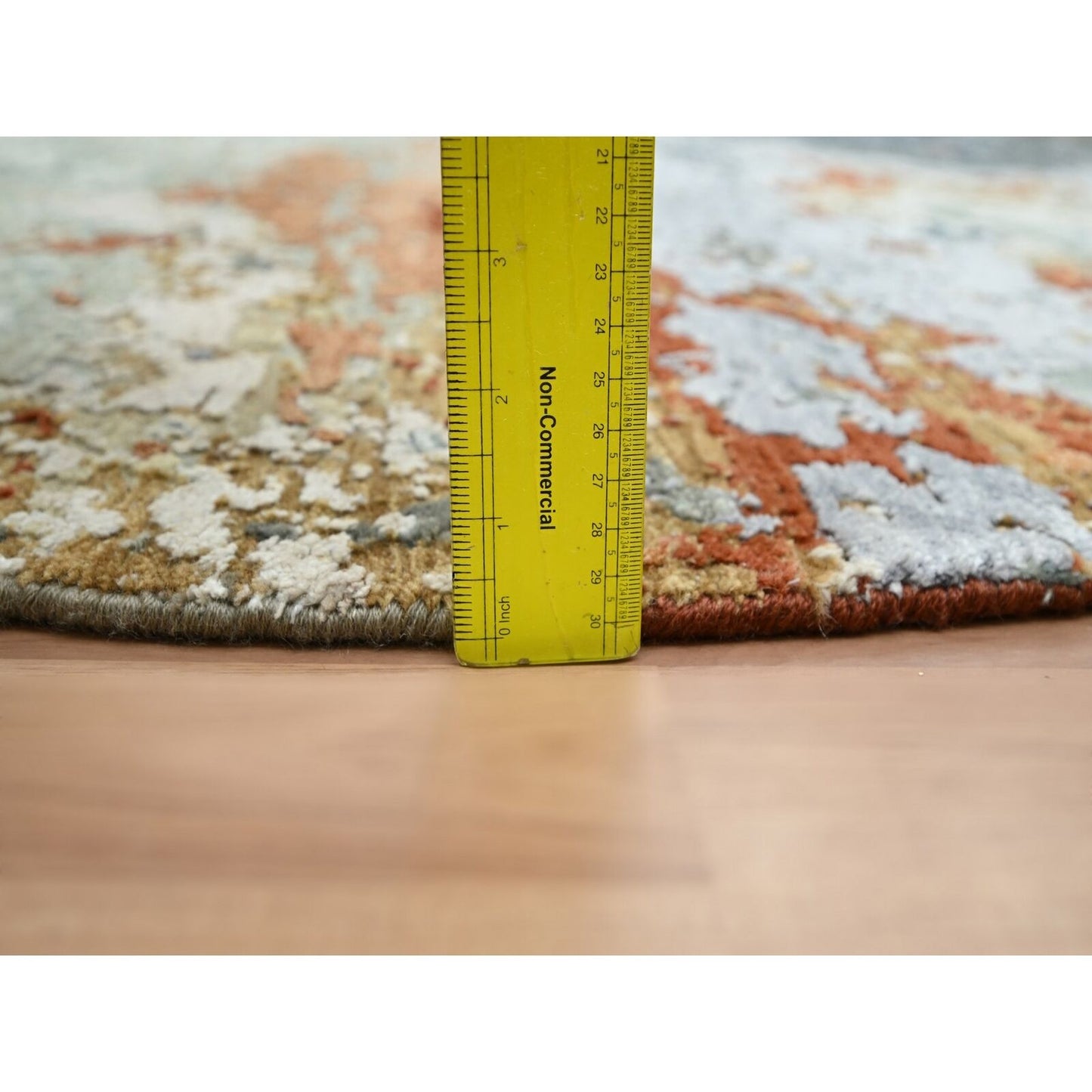 8'X8' Gray With Peach Abstract Design Pure Wool Hand Knotted Round Rug