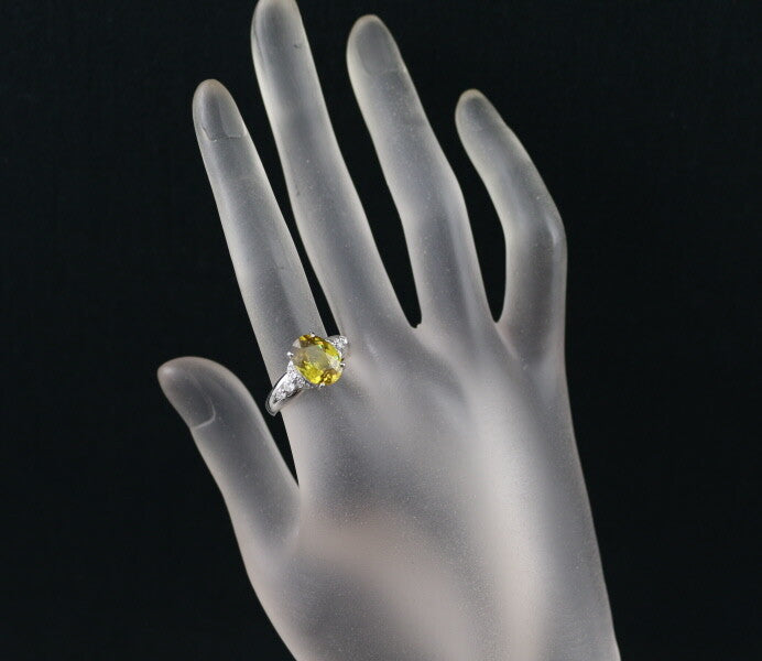 Sphene 3.01Ct Diamond 0.21Ct Ring 900 Platinum