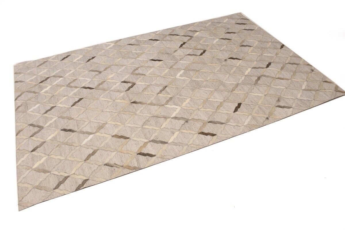 5X8 ft Handcrafted Silver Cowhide Rug