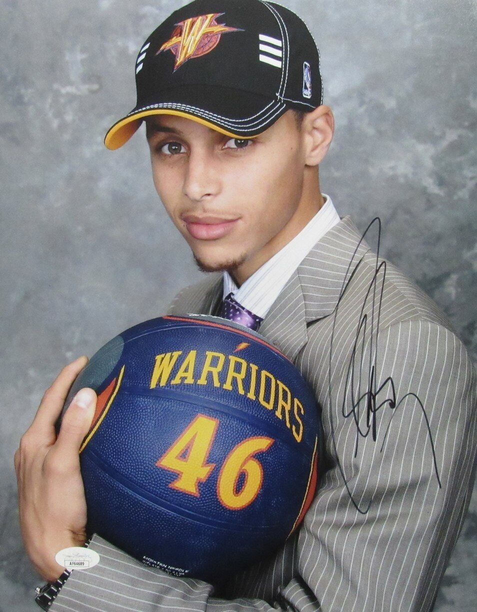 Stephen Curry Autographed 11X14 Photo Golden