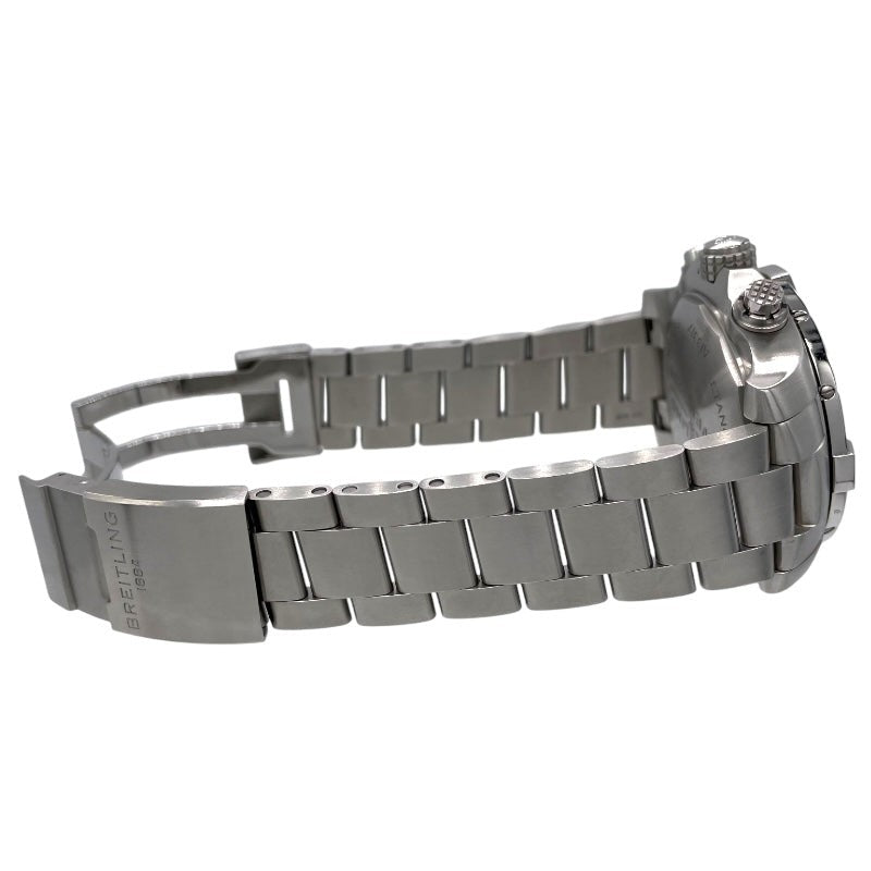 Breitling Avenger Chronograph A13317