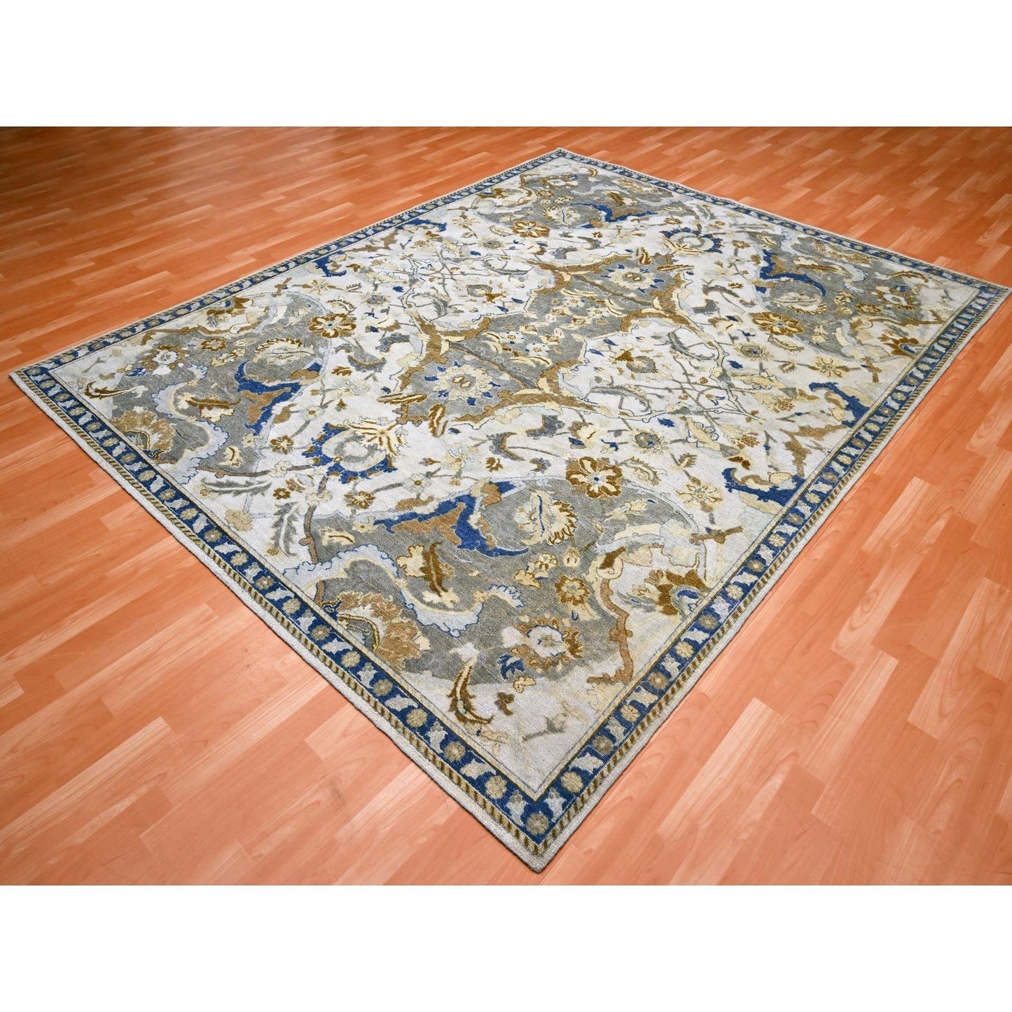 8'1"X10'2" Ivory Zoroastrian Ispahan Inspired Hand Knotted 100% Wool Rug