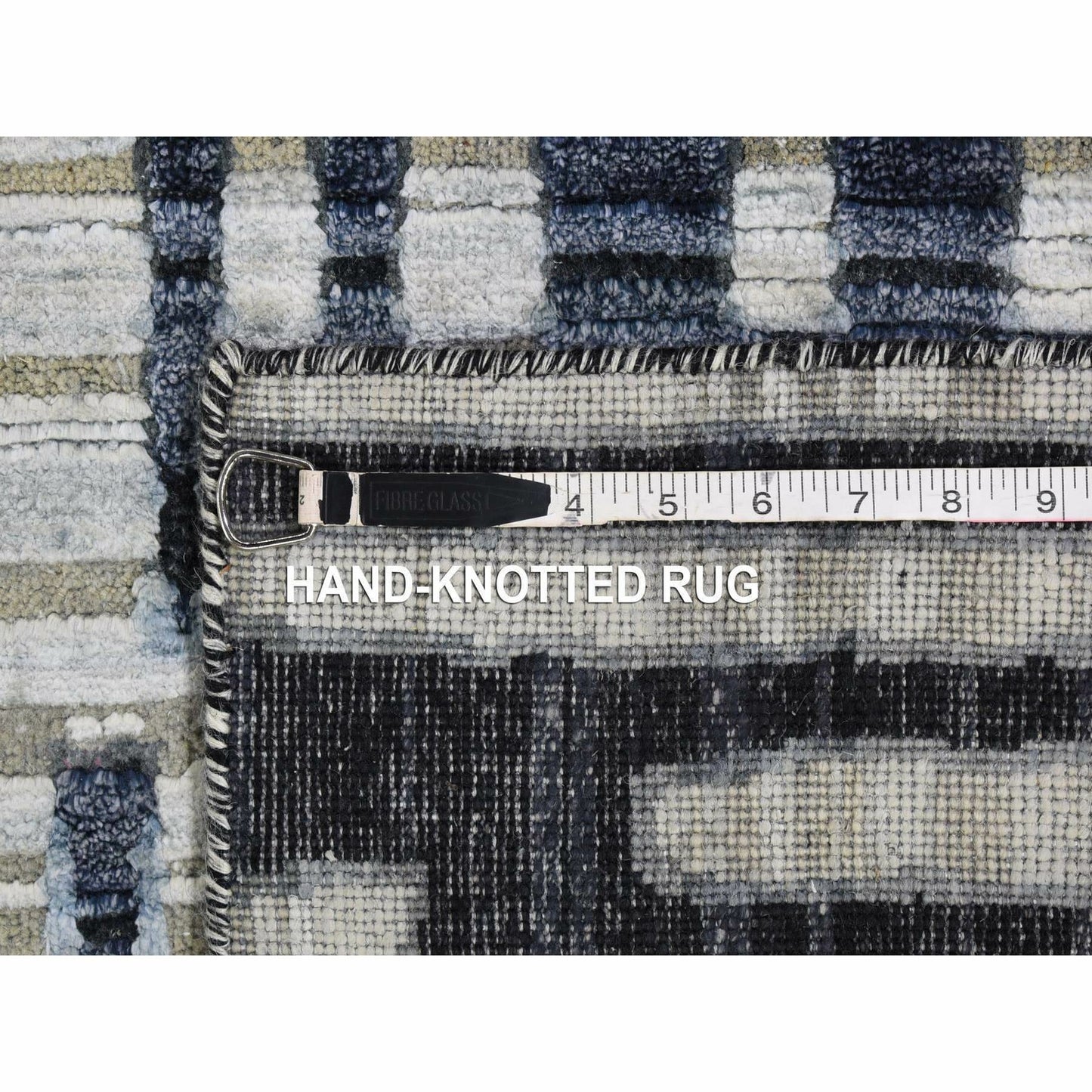 8'X10'1" Zig Zag Design Black And White Pure Silk And Textured Wool Rug