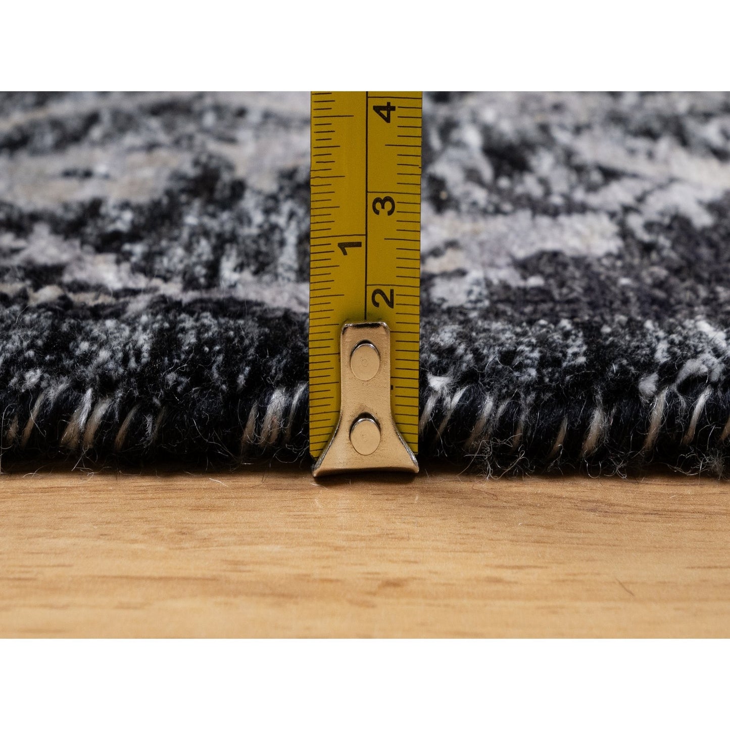 4'10"X7' Phantom Black Hand Knotted Sickle Leaf Design Wool And Silk Rug