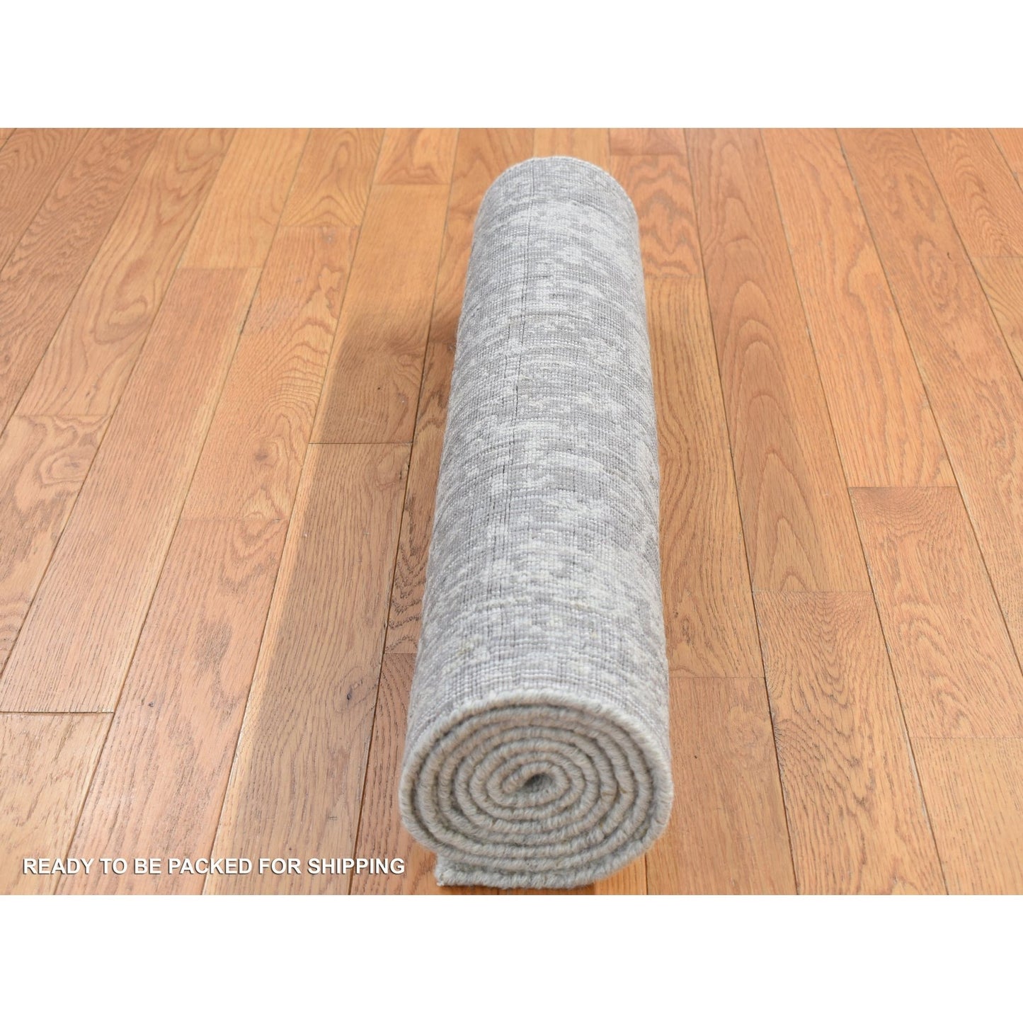 2'5"X6' Gray Broken Cypress Tree Silken Jacquard Hand Loomed Runner Rug