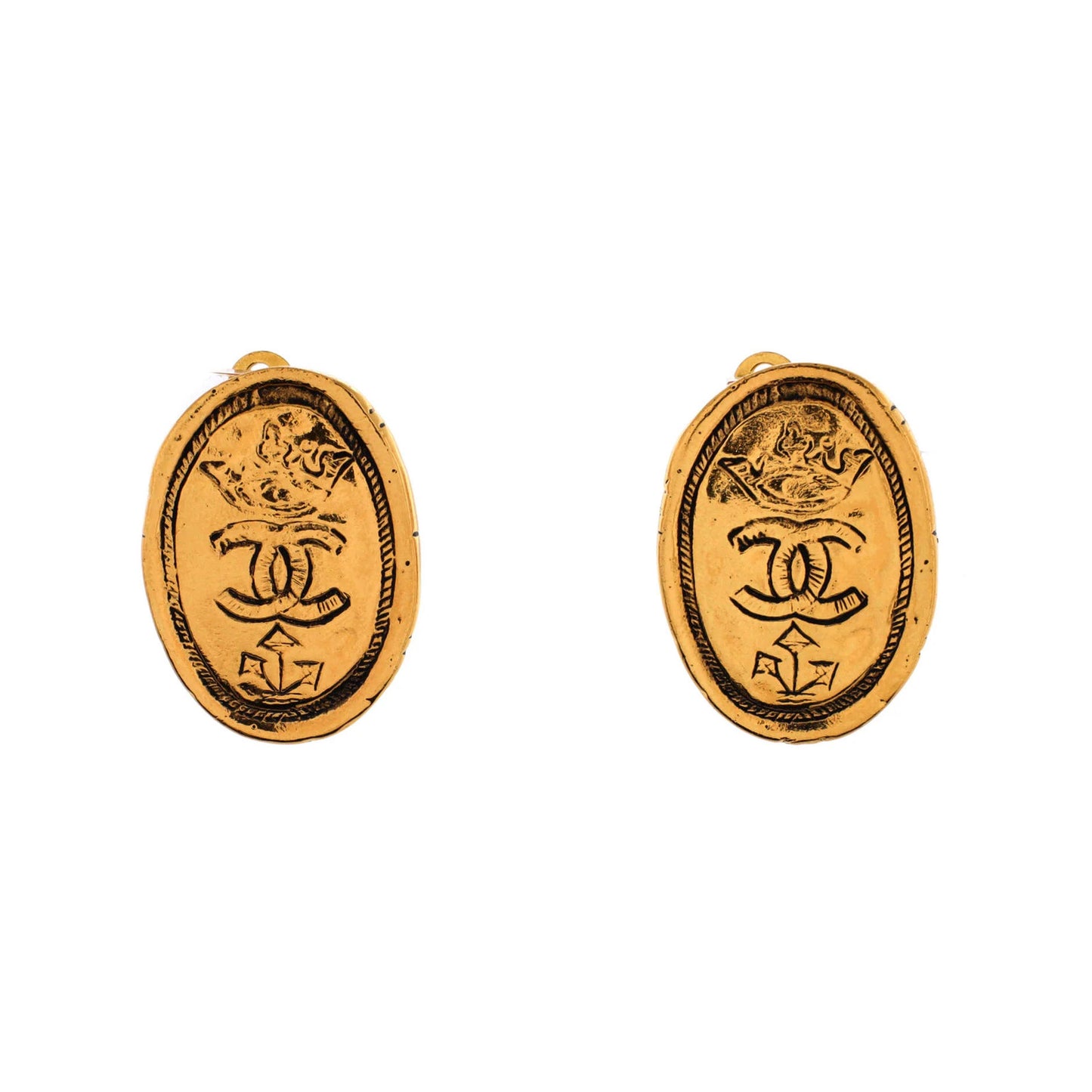 Chanel Vintage Cc Crown Oval Plate Clip-On Earrings Metal