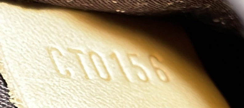 Louis Vuitton Alma Handbag Monogram Vernis Pm