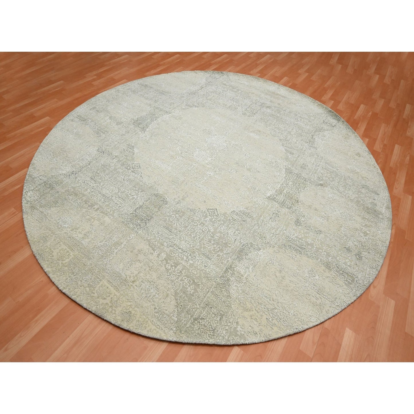 10'X10' Oyster White Jewelry Design Wool And Silk Hand Knotted Round Rug