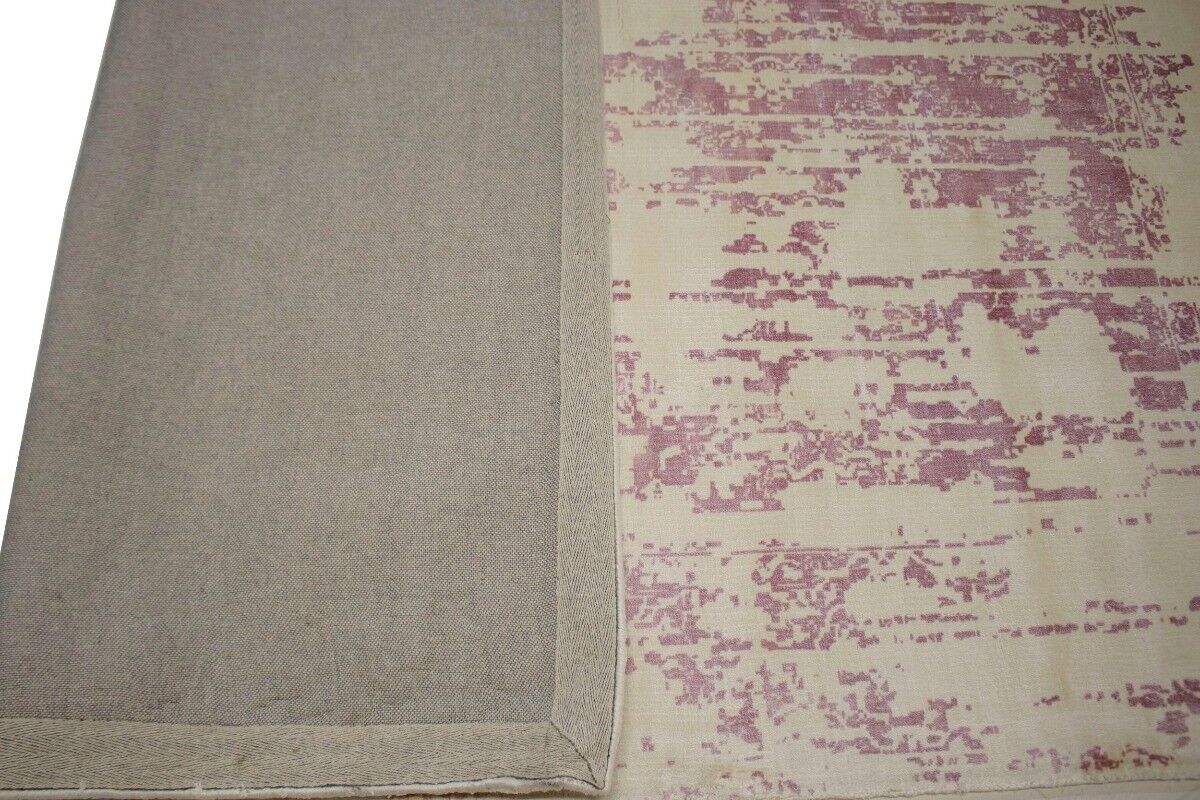 Cream 4X6 Hand-Loomed Distressed Floral Rug