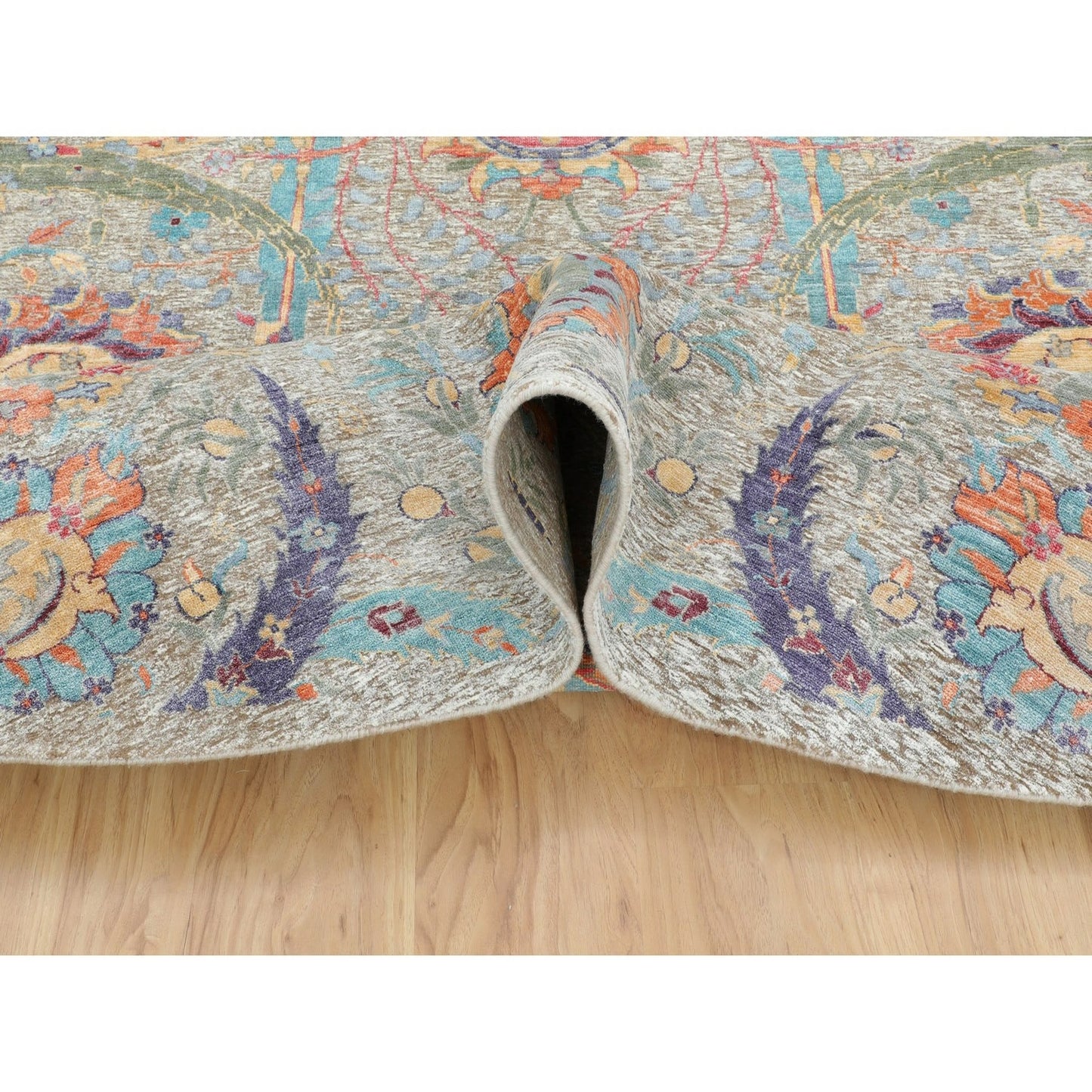 8'10"X8'10" Tan Round Sickle Leaf Design Silk With Wool Hand Knotted Rug