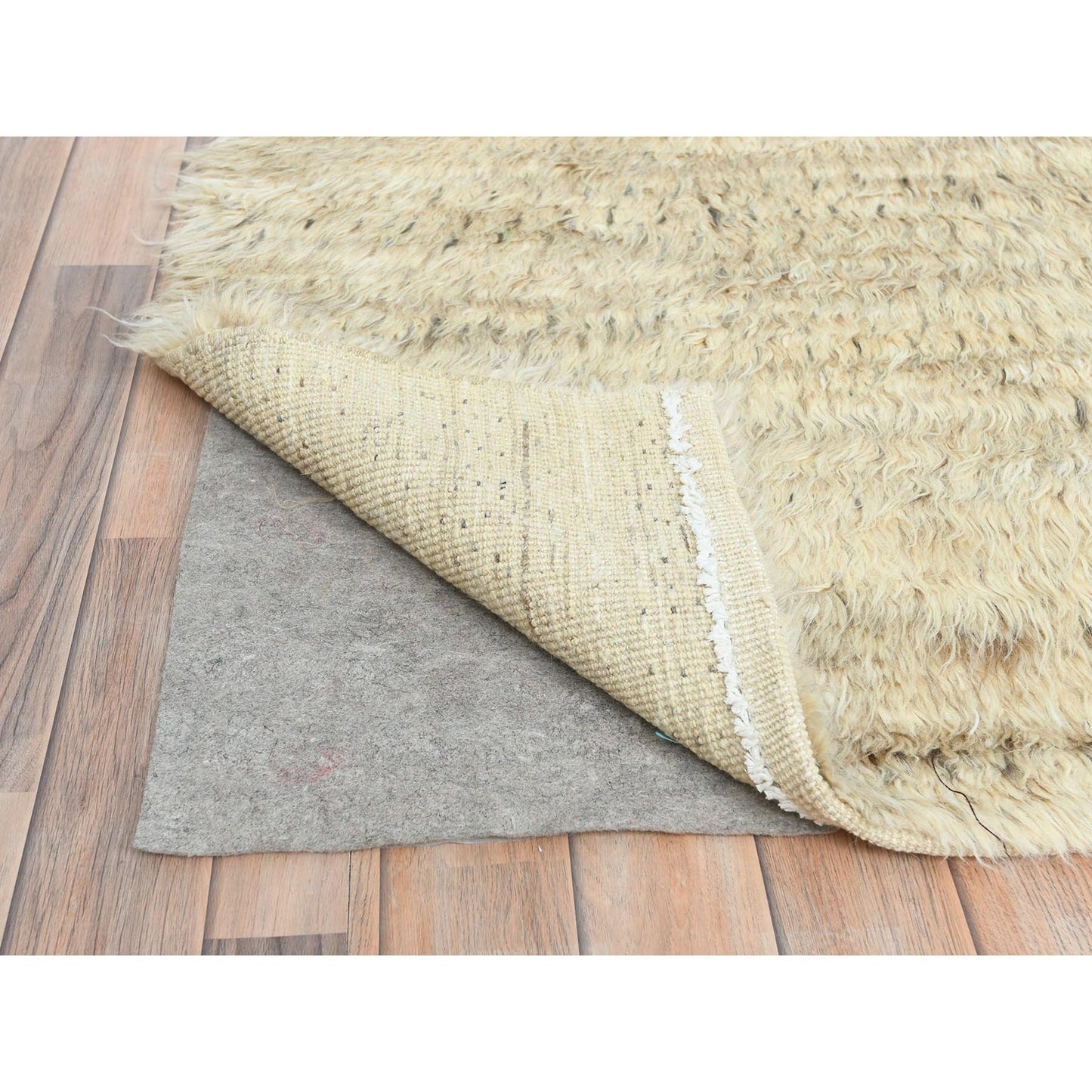 10'1"X14'1" Beige Undyed Natural Wool Hand Knotted Shaggy Moroccan Rug