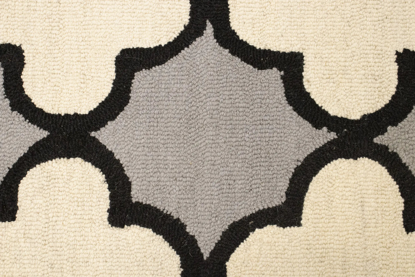 Multicolored Trellis Design Wool 5X8 Hand-Tufted