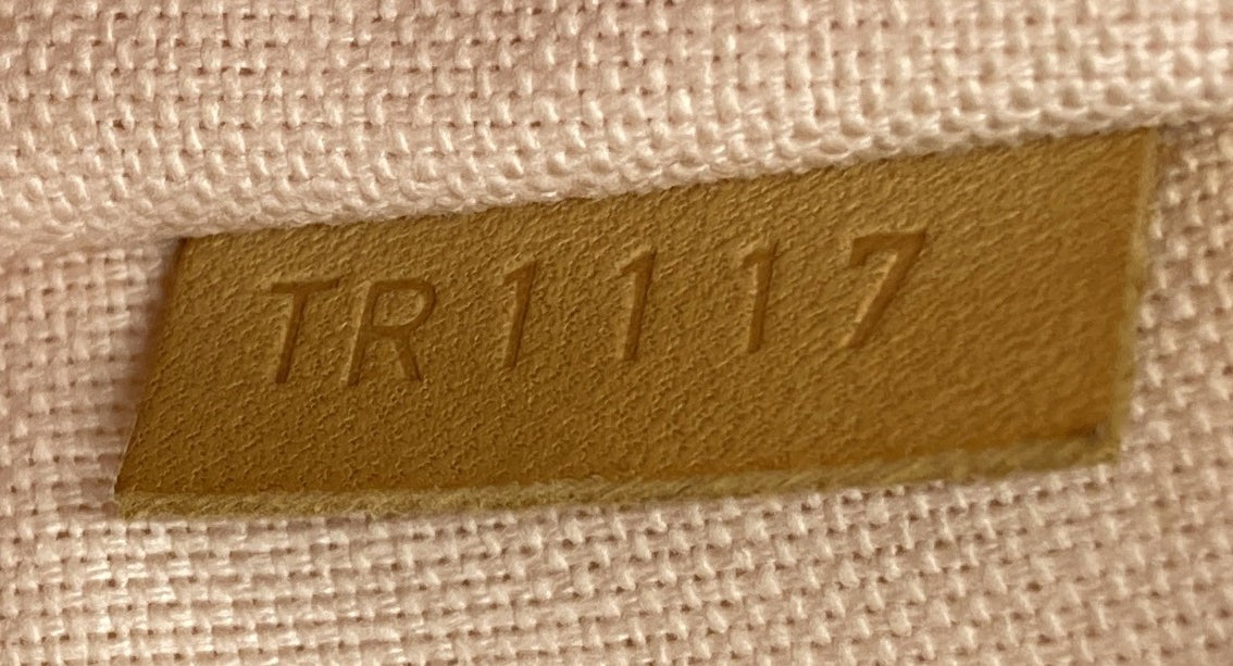 Louis Vuitton Croisette Handbag Damier