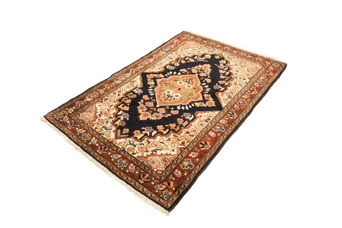 Antique Traditional Floral Oriental Rug Bedroom