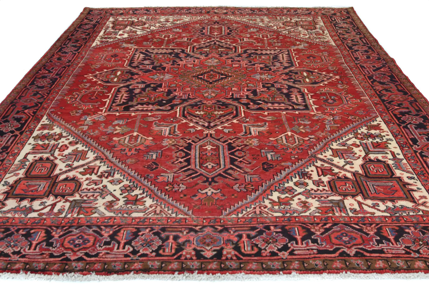 Vintage Serapi Handmade Oriental Rug Classic
