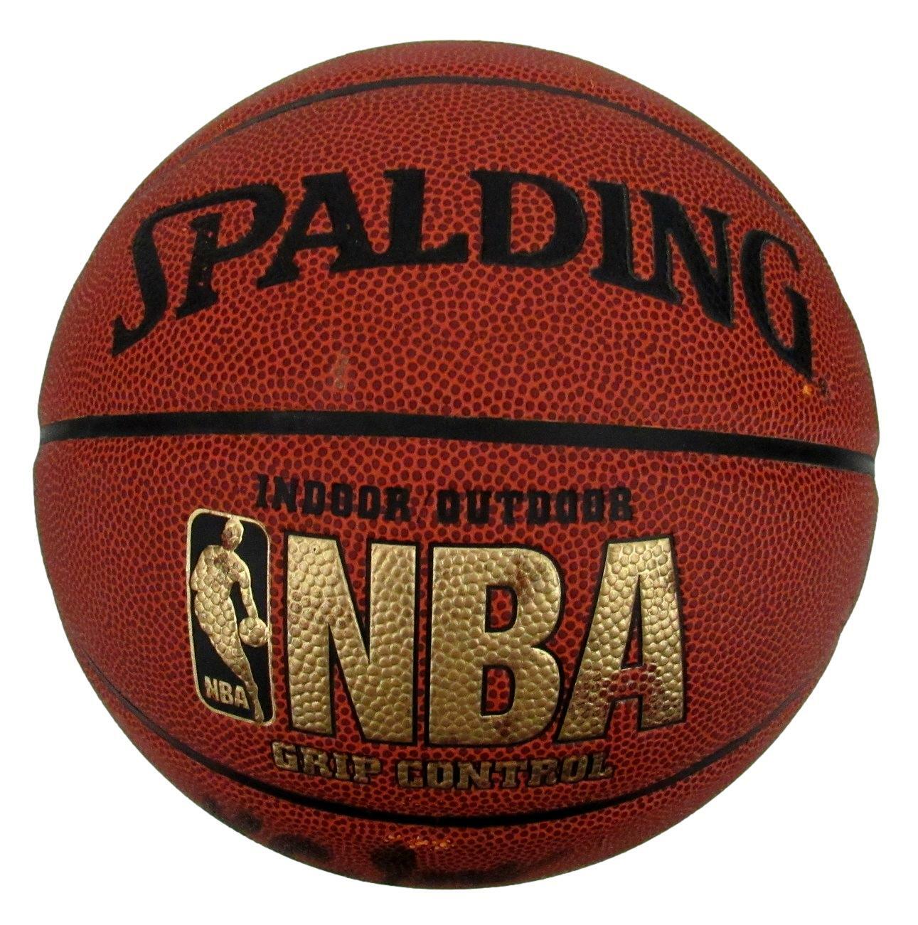 K.C. Jones Hof Celtics Signed Spalding Nba Basketball Jsa 159604