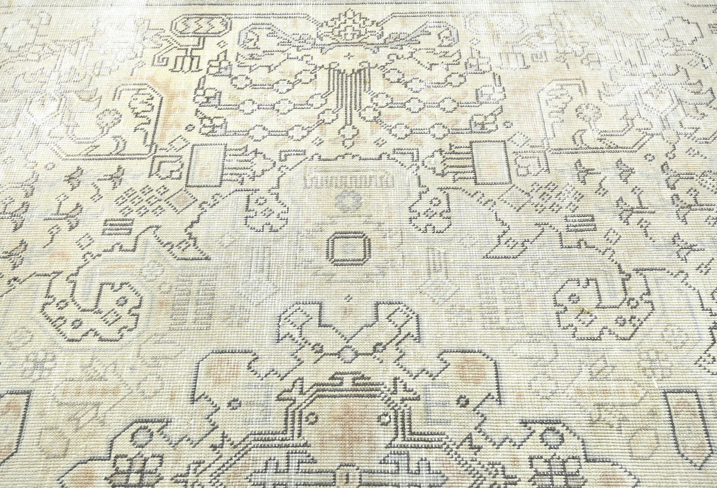 Antique Distressed Oriental Rug Classic Floral