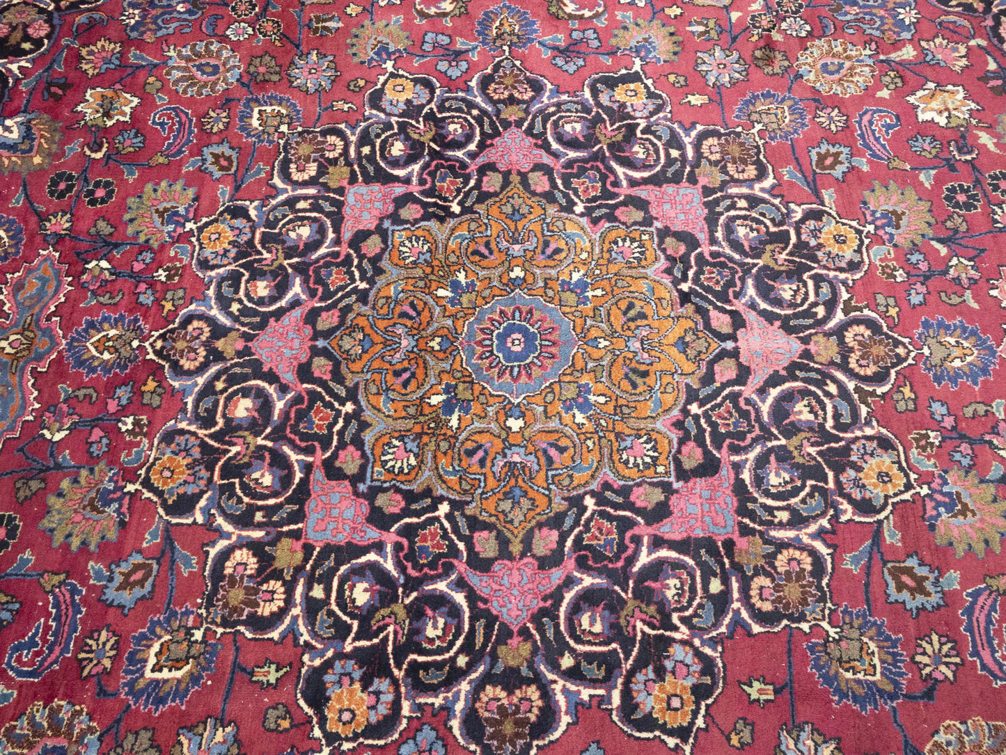 Handmade Traditional Floral Style Signed Rug Wool