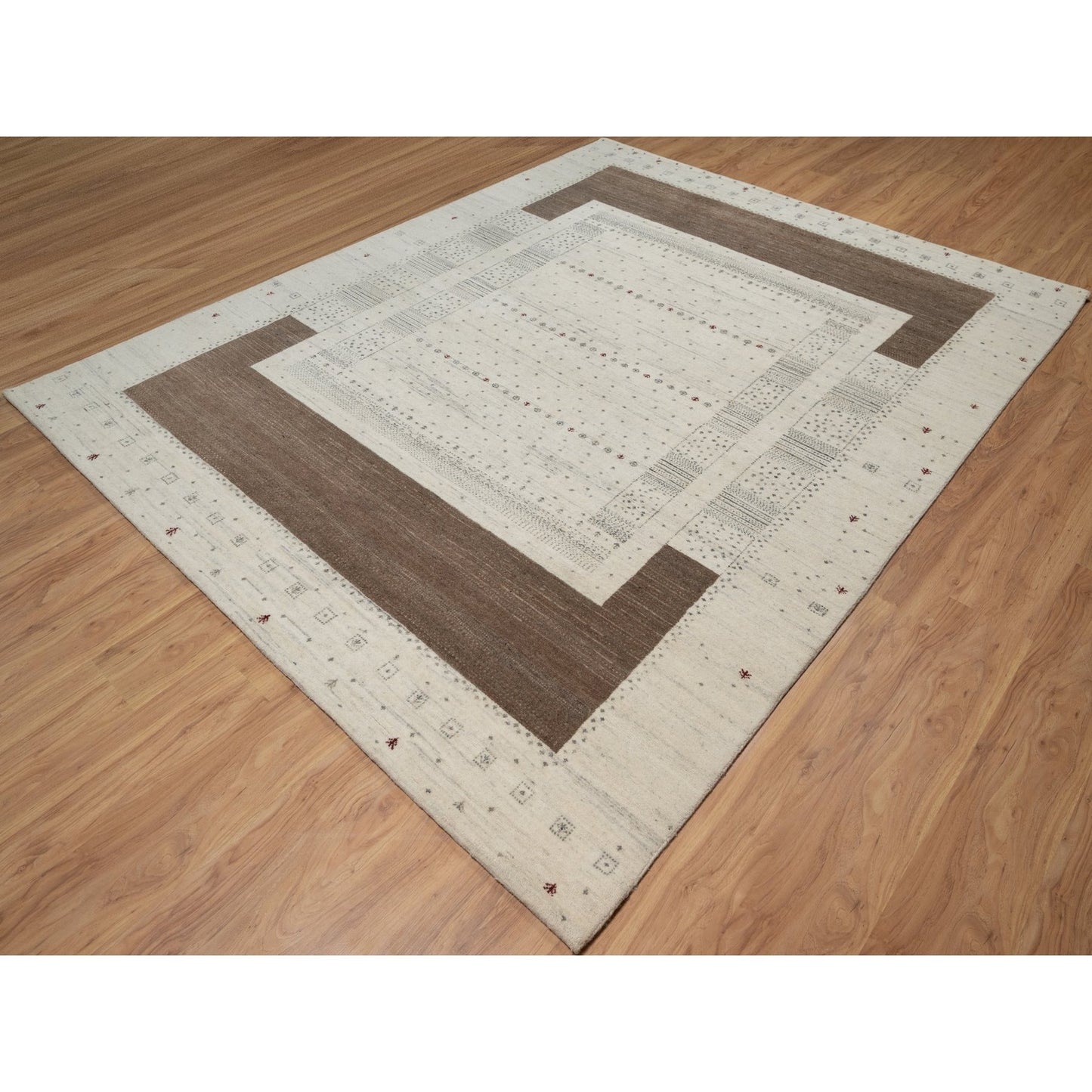 7'9"X9'8" Ivory Soft & Pure Wool Lori Buft Modern Design Hand Knotted Rug