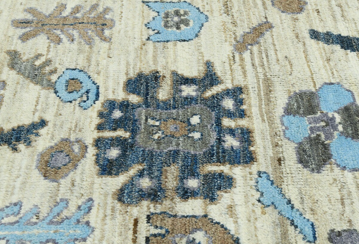 Vintage-Style Peshawar Oushak Oriental Rug Floral