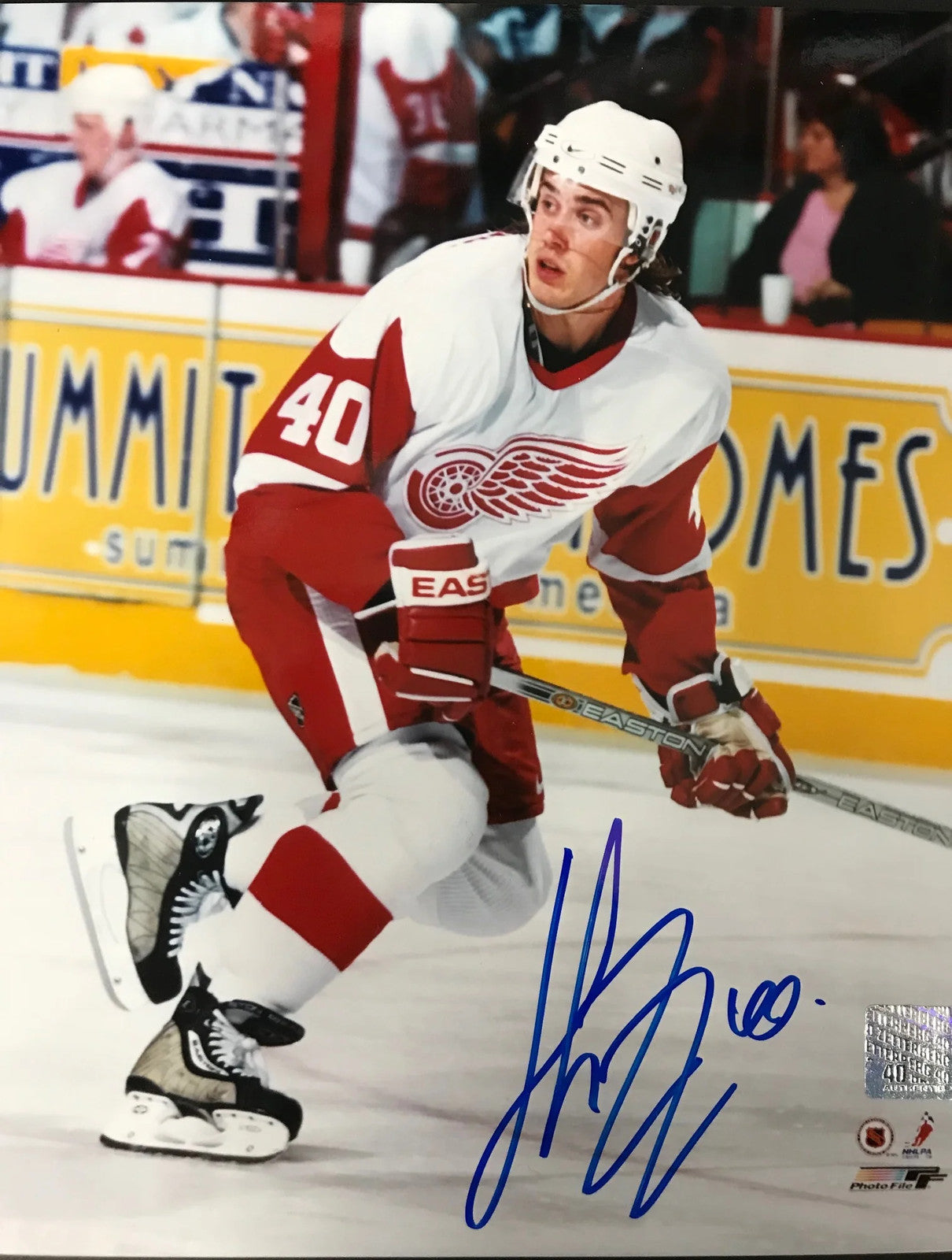Henrik Zetterberg Autographed 8X10 Photo Detroit Red Wings