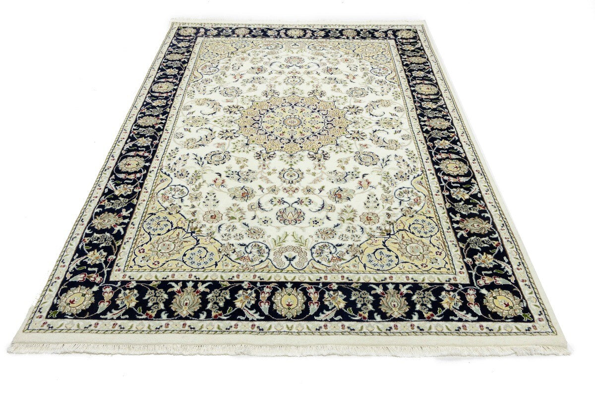 Hand-Knotted Indo-Nain Floral Medallion Rug