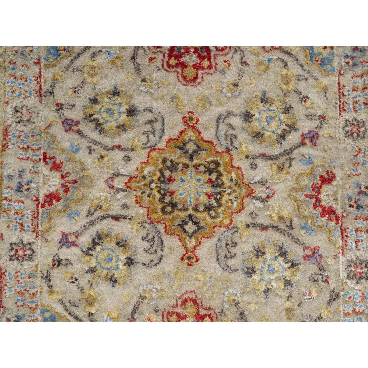 2'7"X26' Beige The Sunset Rosettes Wool And Silk Hand Knotted Runner Rug