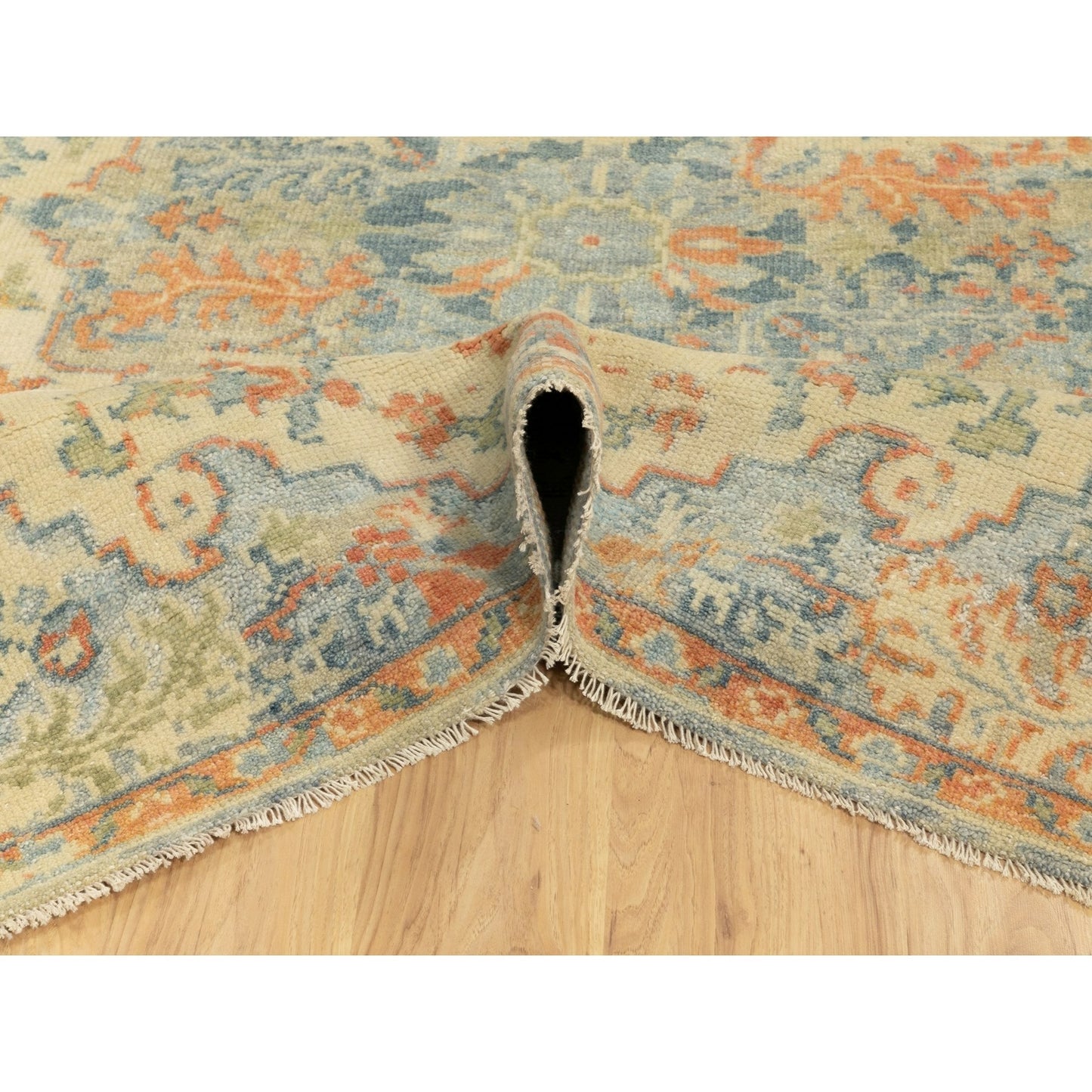 5'9"X9' Broken Heris Design Supple Collection Pure Wool Hand Knotted Rug