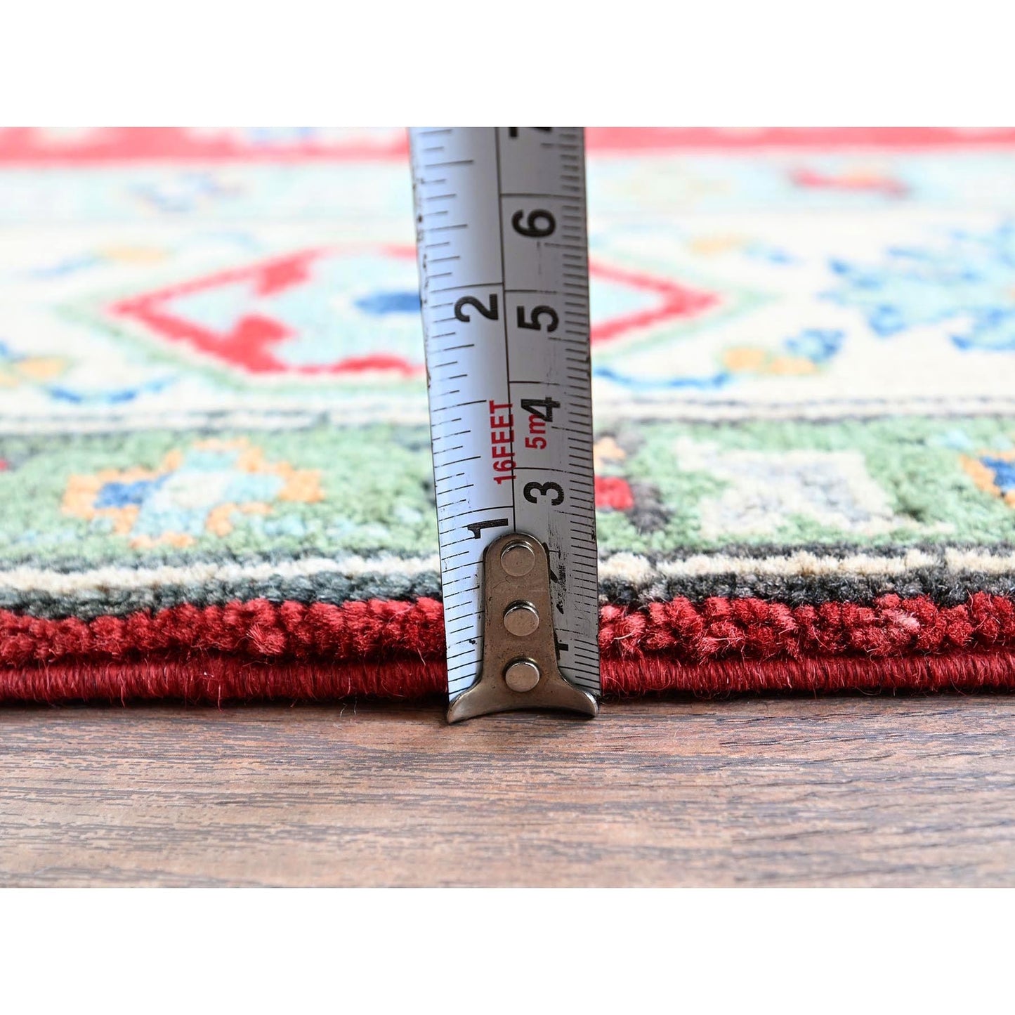 4'10"X6'10" Red Kazak With Tribal Motif Hand Knotted Soft Wool Oriental Rug