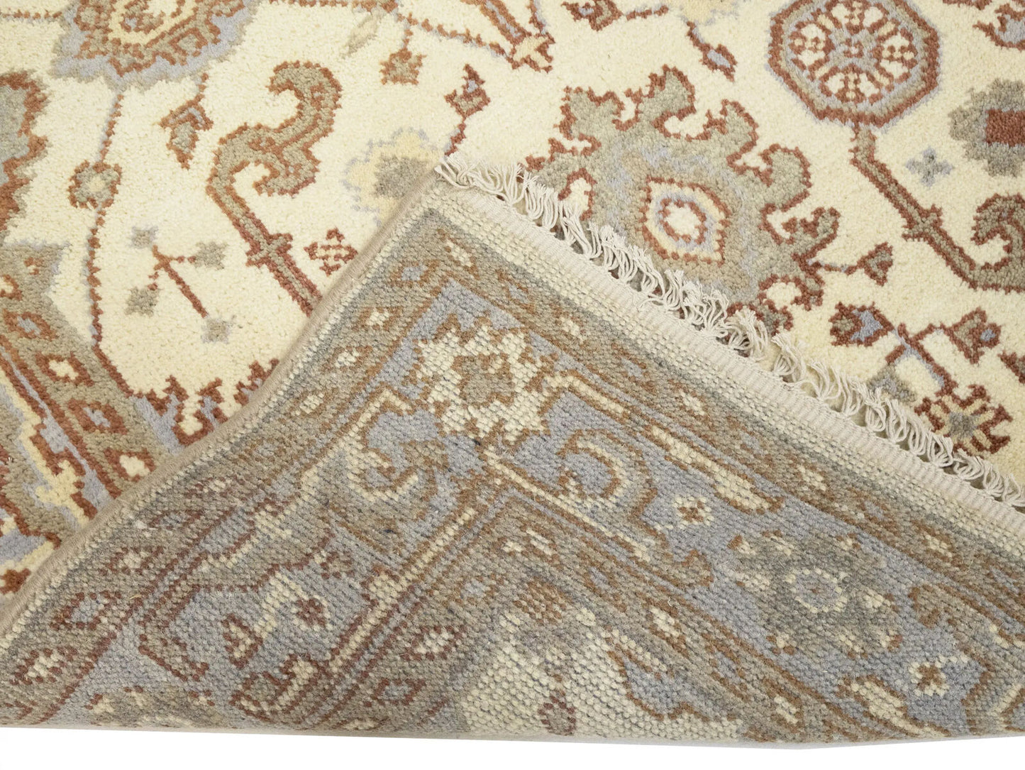 Handmade Cream Oushak Chobi Oriental Rug Floral