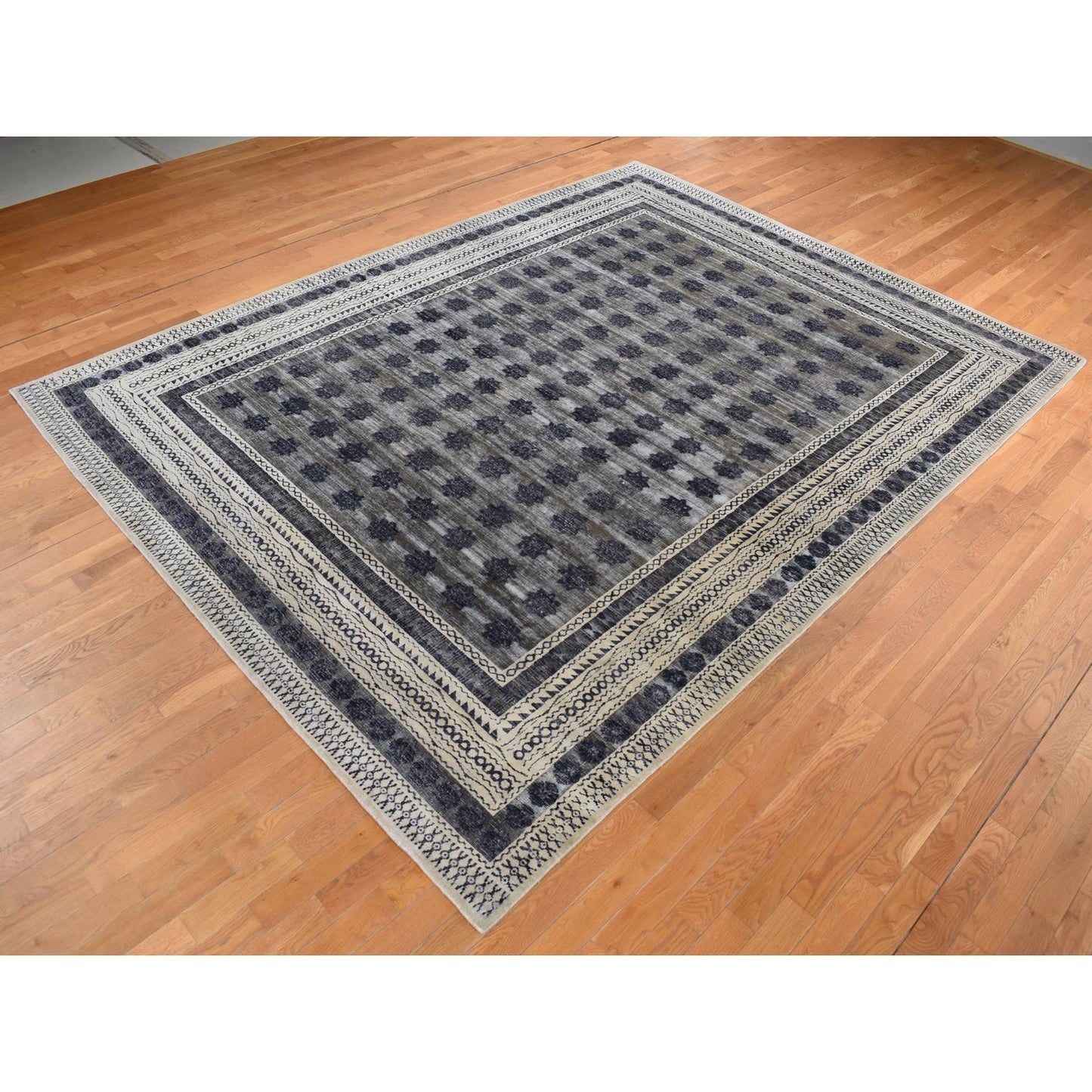 9'X12' Owl Gray Distressed Silk Repetitive Design Hand Knotted Rug