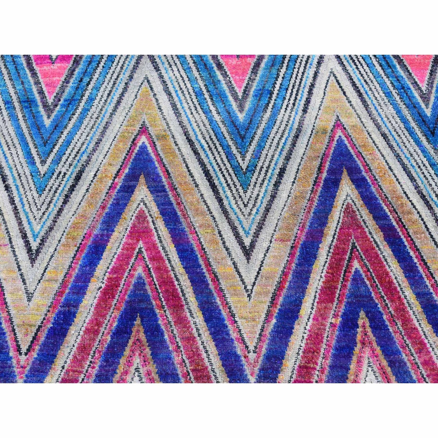 4'X6'2" Hot Pink Hand Knotted Chevron Design Silk With Wool Rug